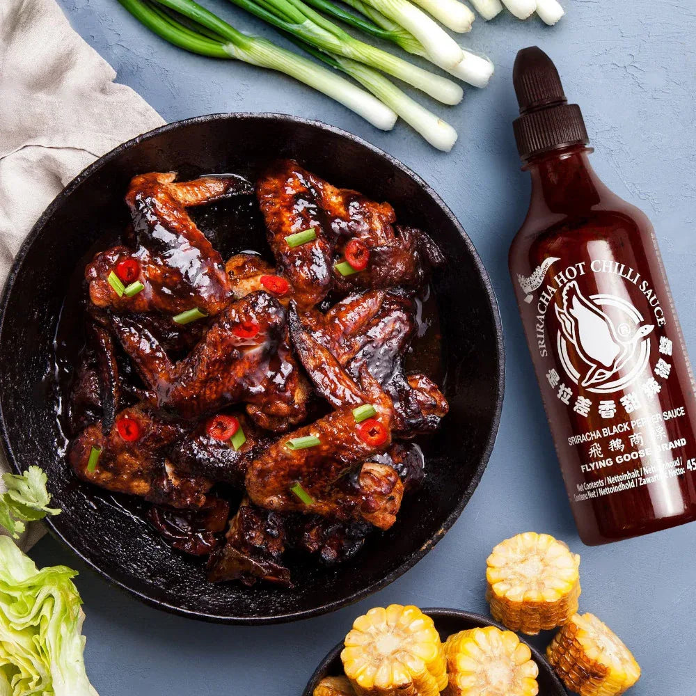 Flying Goose Sriracha Sauce - Black Pepper 455ml - best before Nov 2025 - Chile Mojo