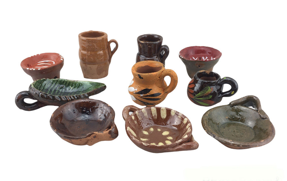 Mini Guanaclay Folk Art Altar Pottery Set