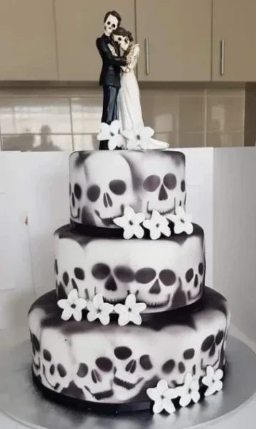 Day of the Dead figurine - wedding couple embracing - Chile Mojo